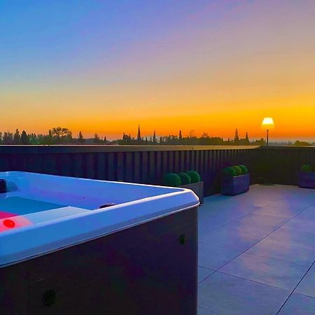 Saint Remy De Provence Roof Top Avec Jacuzzi Kültér fotó
