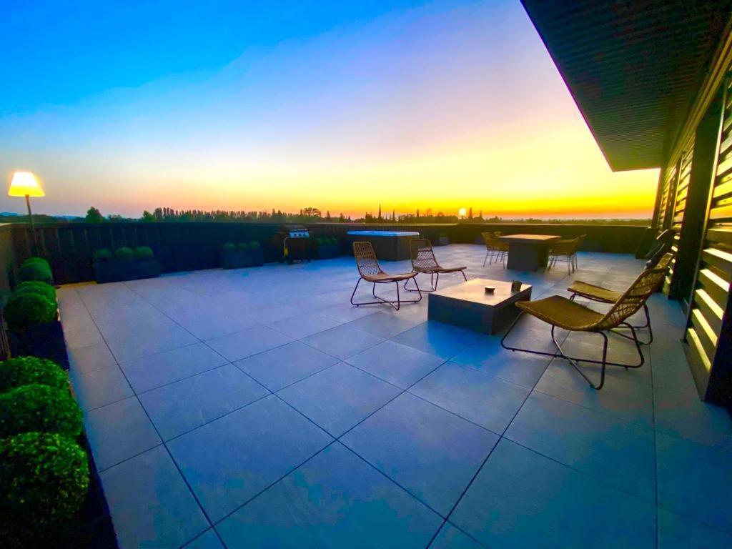 Saint Remy De Provence Roof Top Avec Jacuzzi Kültér fotó